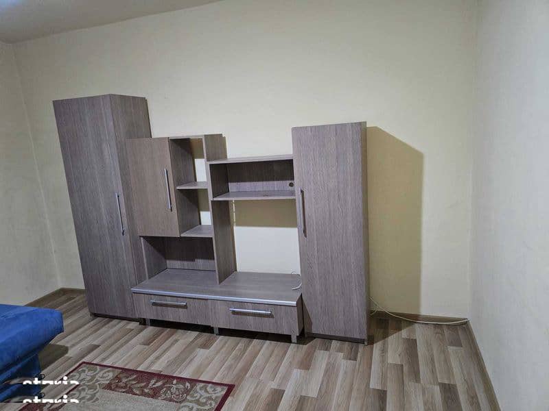 Dau in chirie apartament cu 1 camera — fotografie 1 din 6