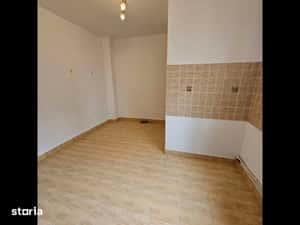 Apartament 4 camere ultracentral, et. 2, pret negociabil — miniatura 6