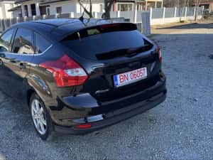 Ford Focus 3 hatchback  Titanium 2011 1,6 tdci  RAR efectuat — miniatura 2