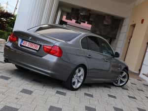 BMW Seria 3 BMW Seria 3 – 320d Efficient Dynamics Edition Luxury Line — miniatura 5