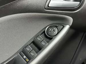 Ford Focus Titanium - 173000 km, Diesel, 4350 EUR — miniatura 3