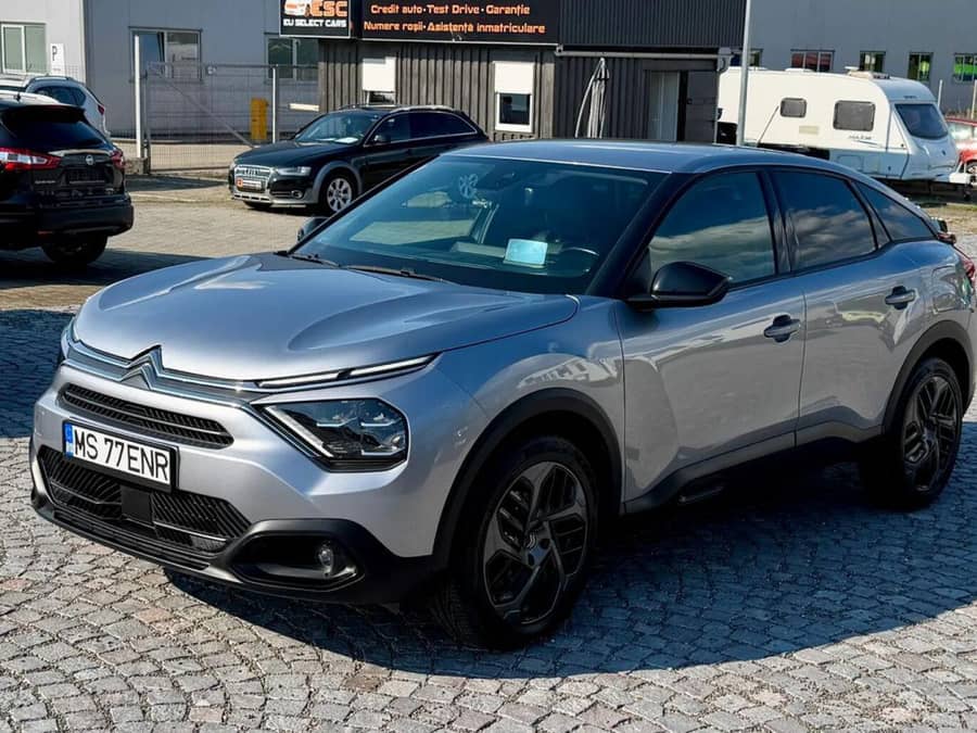 Citroen C4 2023 - Automată 131 HP Benzină — fotografie 1 din 7