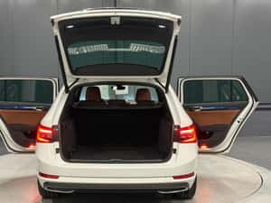 Skoda Superb 2022, 65000 km, automat, Benzină — miniatura 7