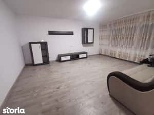 Proprietar-Apartament 2 camere 58 mp+beci 13 mp-Parter-Săcele Movilei — miniatura 5