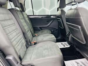 VOLKSWAGEN TOURAN 7 LOCURI — miniatura 7