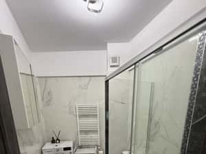 Vand apartament 3 camere decomandate 80mp bloc NOU — miniatura 4