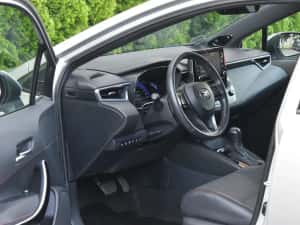 Toyota Corolla 2.0 Hybrid 180CP - Unic proprietar - Absolut impecabilă — miniatura 4