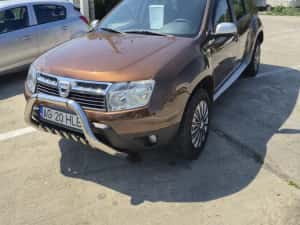 Vand/schimb dacia duster 2010 — miniatura 2