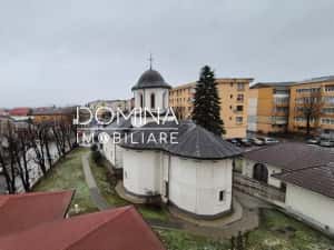 Vânzare apartament 3 camere *etaj 3* - Strada 1 Decembrie 1918 - zona Piața Mică — miniatura 7