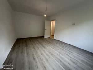Apartament cu balcon și bucătărie separată, Titan — miniatura 3