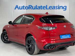 Alfa Romeo Stelvio 2021 - 510 CP - SUV Second-Hand — miniatura 4