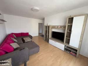 Apartament renovat 4 camere, 2 balcoane, cartier Plopilor!