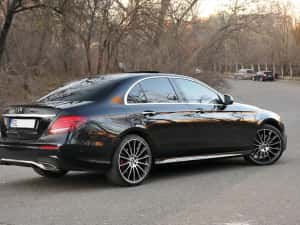 Mercedes-Benz E Mercedes Benz E-Klasse 350d PACHET AMG Burmester, perne aer — miniatura 5