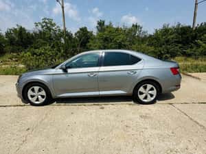 Skoda Superb 3 Ambition 2.0 TDI DSG — miniatura 3
