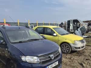 Piese dezmembrez dacia Logan 1.2E5 motor cutie roti uși faruri haion — miniatura 5
