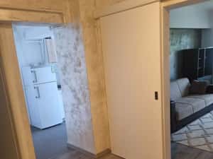 Inchiriez ap 2 camere decomandat et 1 centru — miniatura 4
