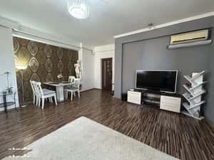 Apartament spatios cu 3 camere, Cartierul Latin, Parcare, Pet friendly — miniatura 1