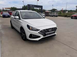HYUNDAI i30 1.5 110CP M/T HIGHWAY - Car No 34 — miniatura 4