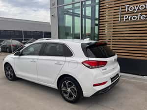 HYUNDAI i30 1.5 110CP M/T HIGHWAY - Car No 34 — miniatura 6