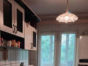 Bd.Republicii, zona Liana, apartament cu 2 camere decomandat, etaj2