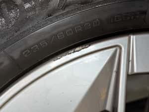 jante bmw ix 20 inch originale, senzori originali , anvelope iarna goodyear — miniatura 6