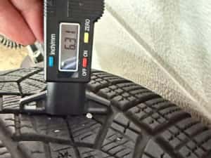 jante bmw ix 20 inch originale, senzori originali , anvelope iarna goodyear — miniatura 7