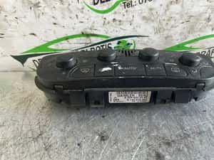 Comanda clima A 209 830 00 85 Mercedes-Benz C-Class 2003 — miniatura 10