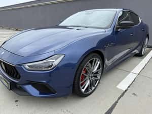 Maserati Ghibli S. Q4 Manuală 430 HP Benzină