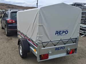 Remorca 750 kg auto Fabricat in Romania RAR ,cadou — miniatura 2