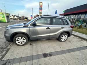 Suzuki Vitara HYBRID / 2021 / Unic proprietar + Roti de iarna — miniatura 3