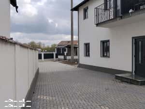 Apartamente de vanzare
