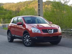 Nissan QASHQAI >Benzină/ Climă >Pilot