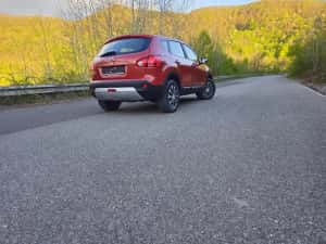 Nissan QASHQAI >Benzină/ Climă >Pilot — miniatura 5