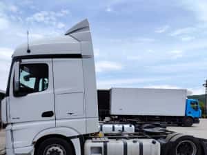 Cap Tractor Mercedes Benz Actros - AN 2013 - MEGA — miniatura 4
