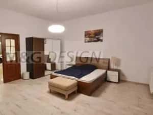 Apartament 3 camere zona Medicina — miniatura 2
