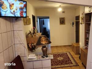 Apartament 3 camere cu balcon, etajul 3/3. Focsani, Vrancea. — miniatura 5