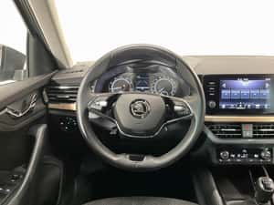 Skoda Kamiq SUV 2022 - 60.321 km - 15.390 EUR — miniatura 6