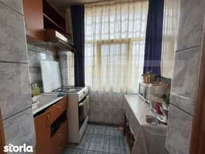 Apartament 2 camere, decomandat, zona Mall — miniatura 4