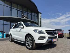 Mercedes-Benz ML 250 CDI // EURO 6 // SUSPENSIE PNEUMATICA — miniatura 4