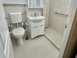 3 camere decomandat – zonă Bogdăneștilor – Cetății, 67 mp — miniatura 5