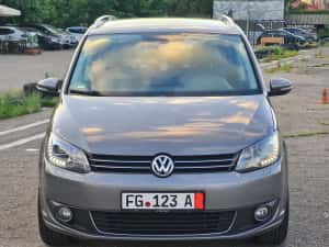 Vw Touran Highline ~ 2011 ~ 2.0 TDI-140 CP ~ Euro5 ~ Navi , Piele , Klimă , Jante17 , Webasto, etc — miniatura 3
