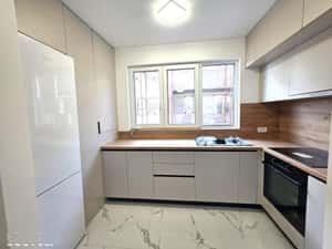 Apartament 3 camere si 2 bai /cadou mobila de bucatarie inclusa — miniatura 1