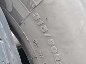 2 Anvelope Camion Directie Bridgestone 315/80 R22.5 Stare Impecabilă. — miniatura 6