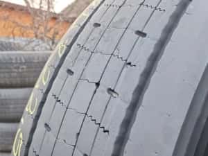 2 Anvelope Camion Directie Bridgestone 315/80 R22.5 Stare Impecabilă. — miniatura 7