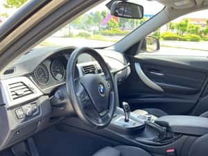 BMW 330e iPerformance Plug-In Hybrid 252cp — miniatura 5