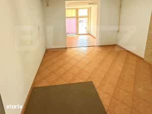 Apartament 2 camere,2 bai,Cetate,zona Piata,vad excelent — miniatura 5