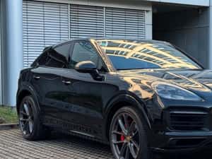 Porsche Cayenne GTS Coupé 2022, 61.500 km, 91.800 EUR