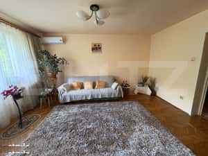 Apartament decomandat cu 4 camere, 74 mp, 2 bai, 2 balcoane