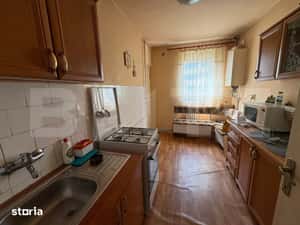 Apartament decomandat cu 4 camere, 74 mp, 2 bai, 2 balcoane — miniatura 4