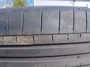 Anvelope caucicuc 285 40 r22 continental și Pirelli an 2019 — miniatura 2